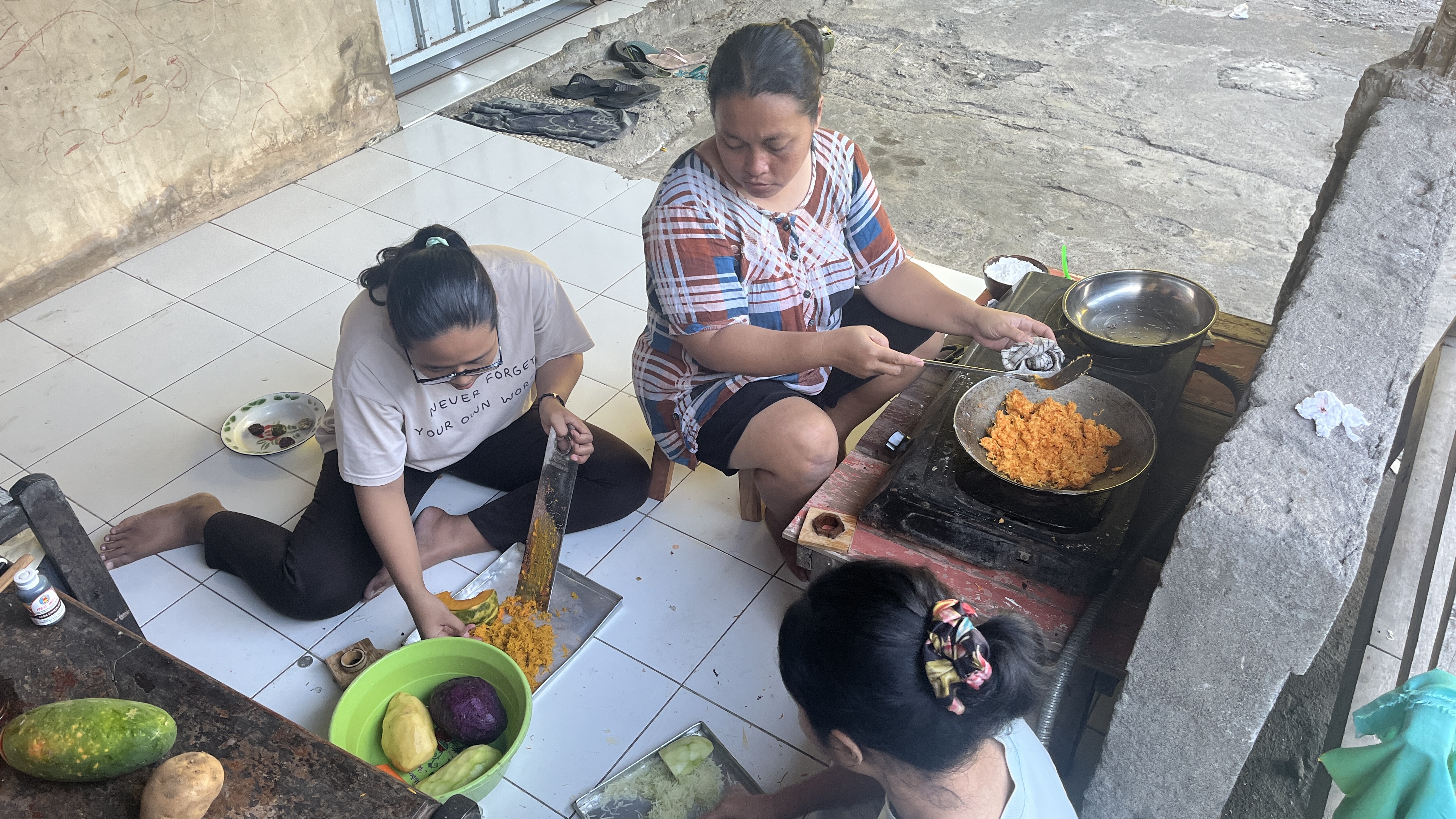 Pelatihan Higienitas &amp; Mutu Produksi untuk Mitra Dapur GEBUBA